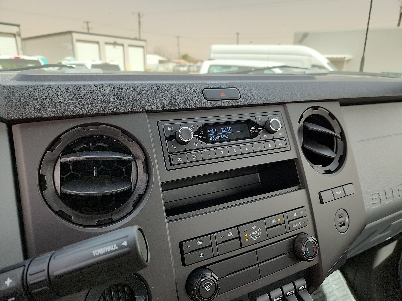 2027 Ford F-650 Straight Frame Base