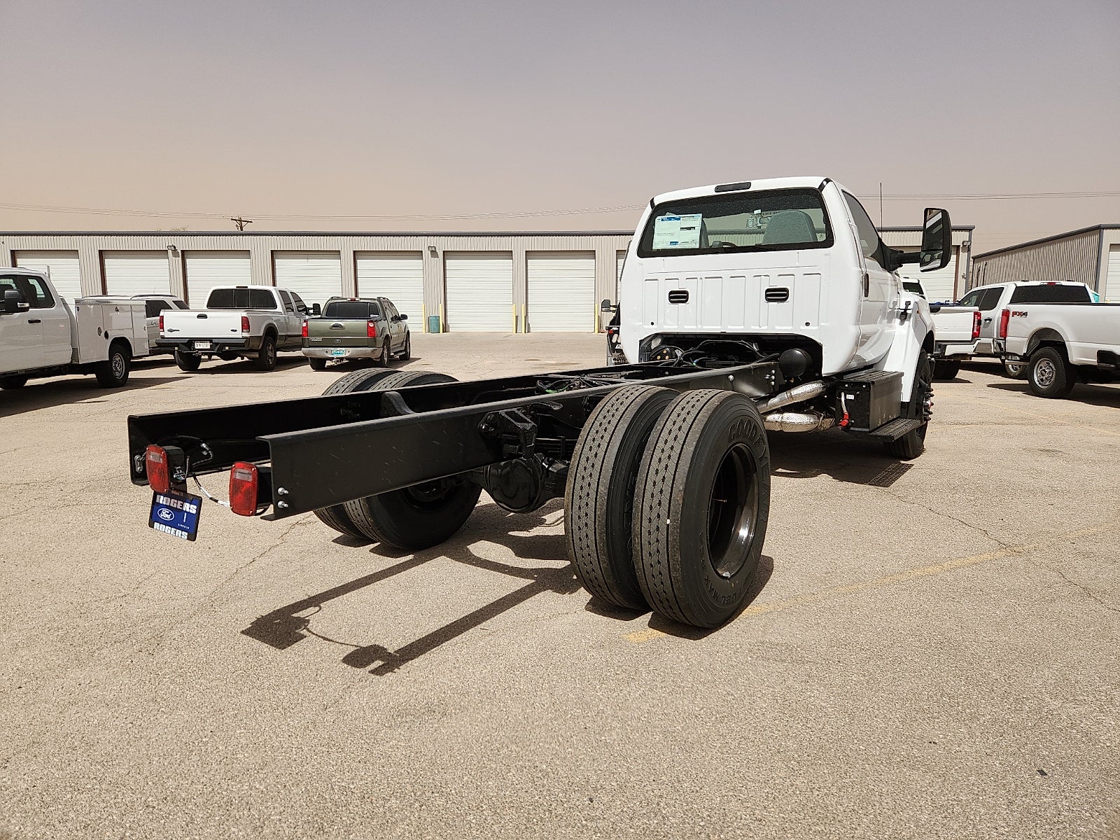 2027 Ford F-650 Straight Frame Base