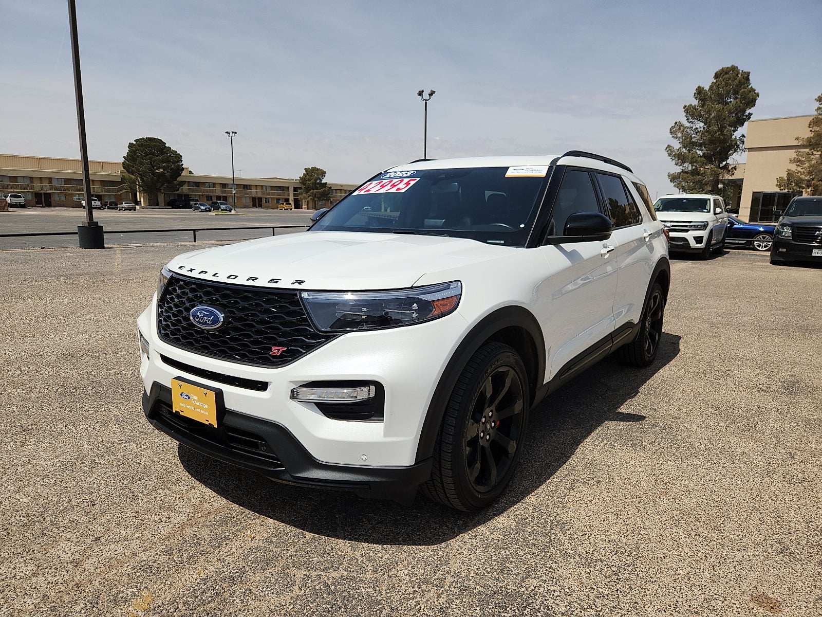 2023 Ford Explorer ST