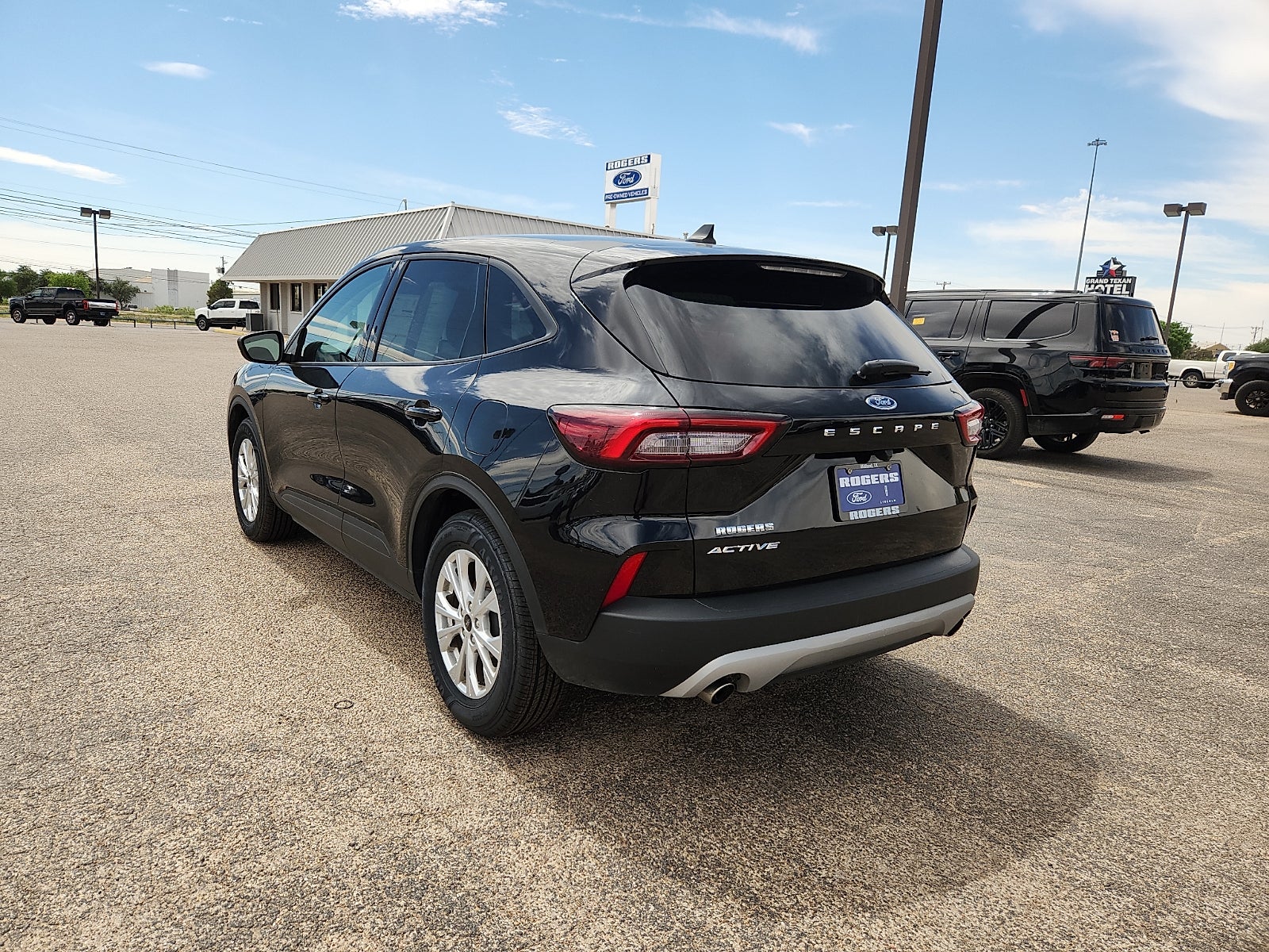 2025 Ford Escape Active