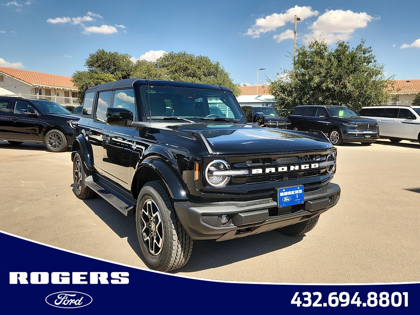 2026 Ford Bronco Outer Banks
