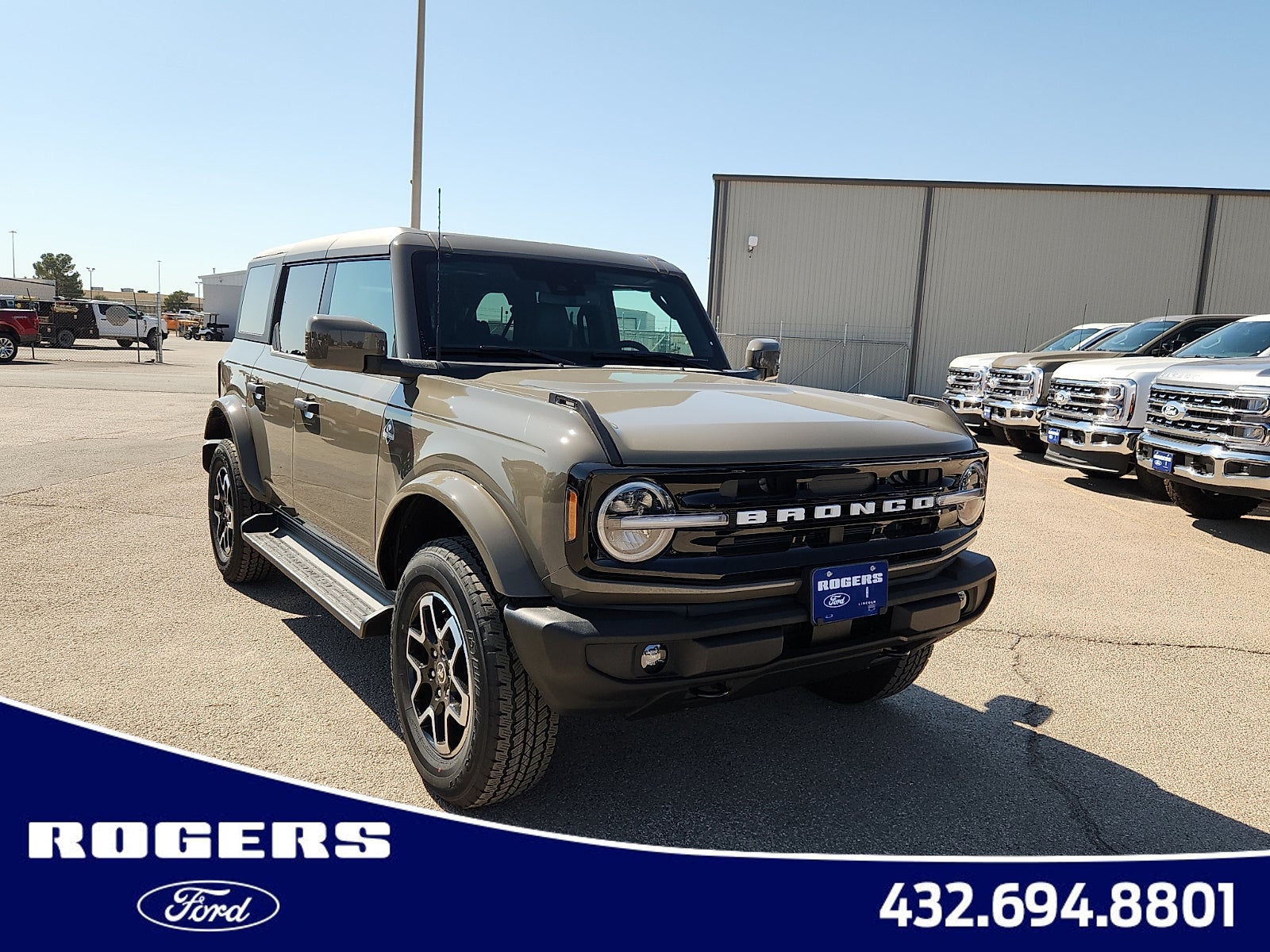 2026 Ford Bronco Outer Banks