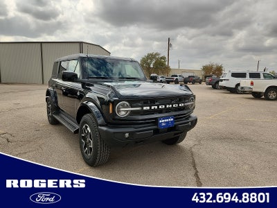 2026 Ford Bronco Outer Banks