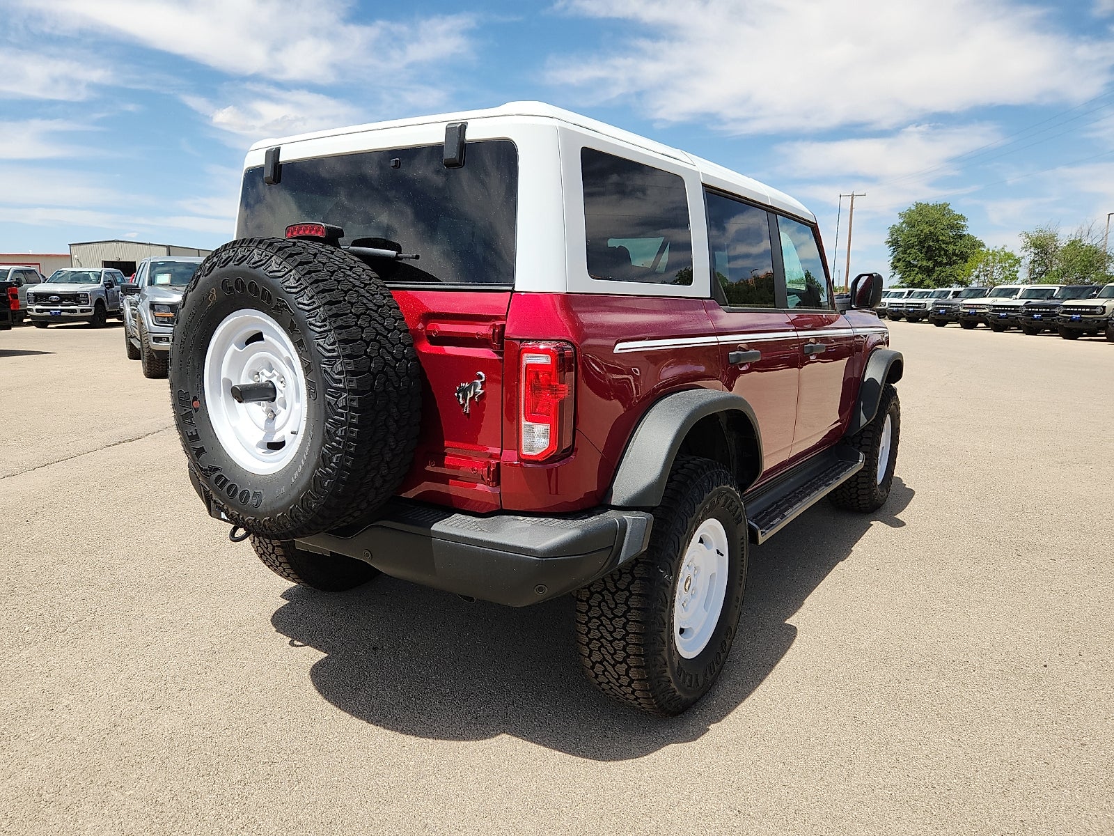 2026 Ford Bronco Heritage Edition