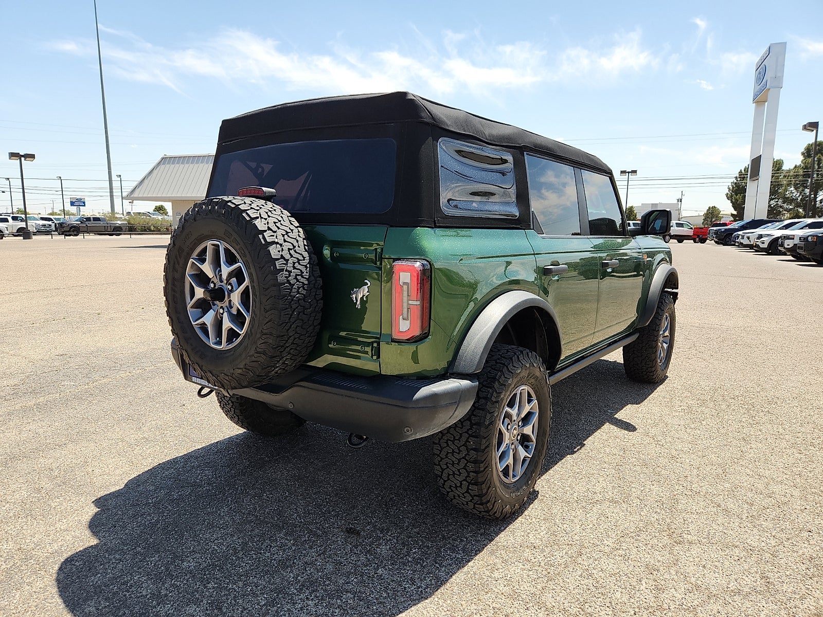 2023 Ford Bronco Badlands