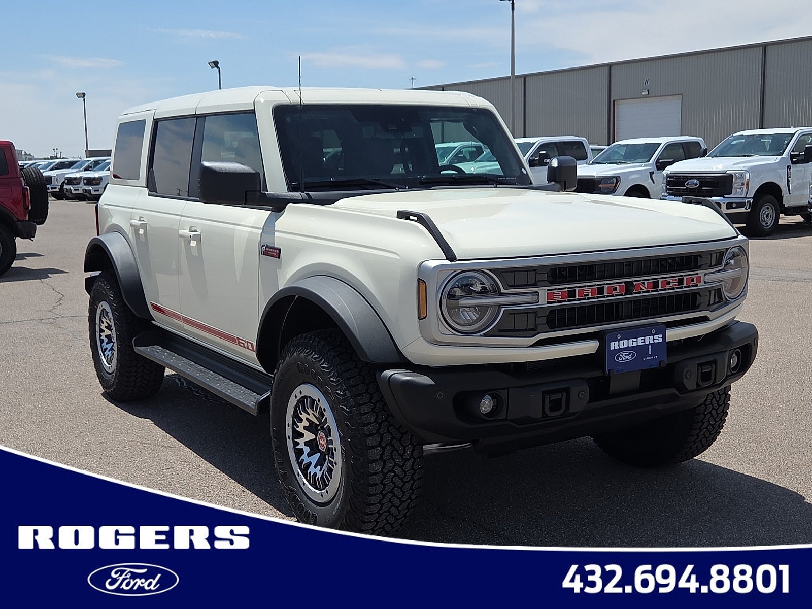 2026 Ford Bronco Outer Banks