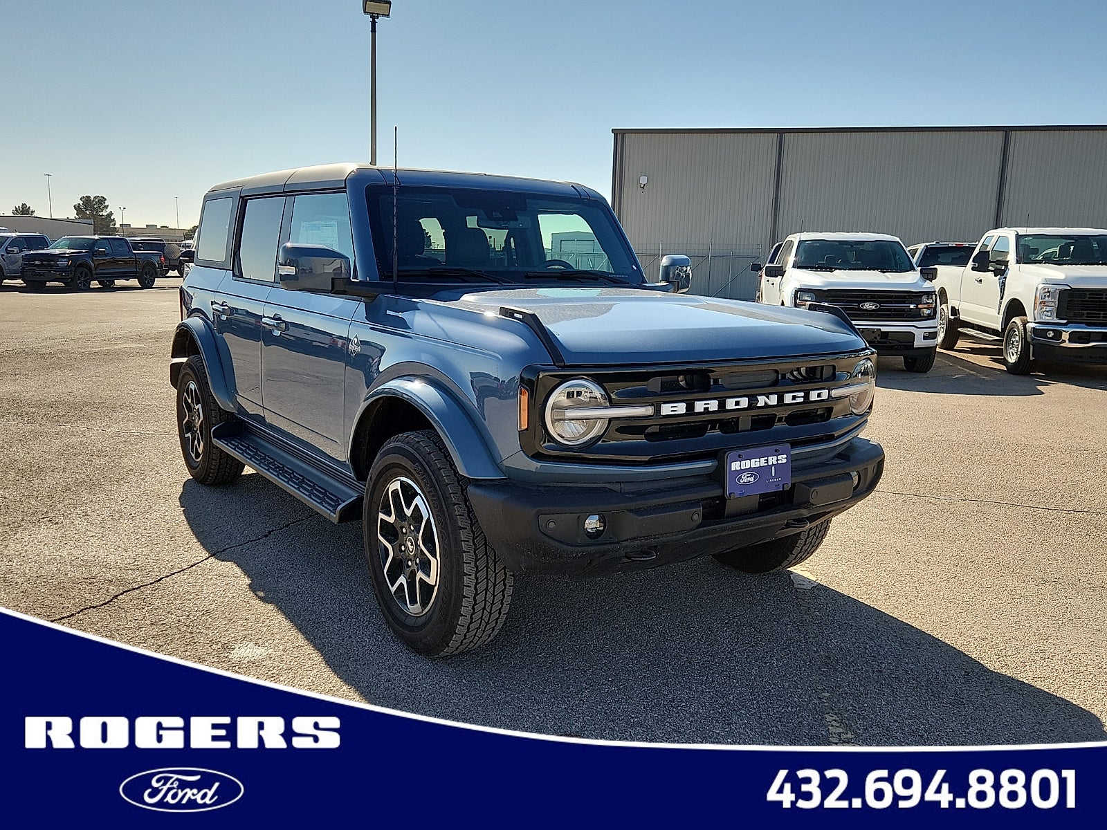 2025 Ford Bronco Outer Banks