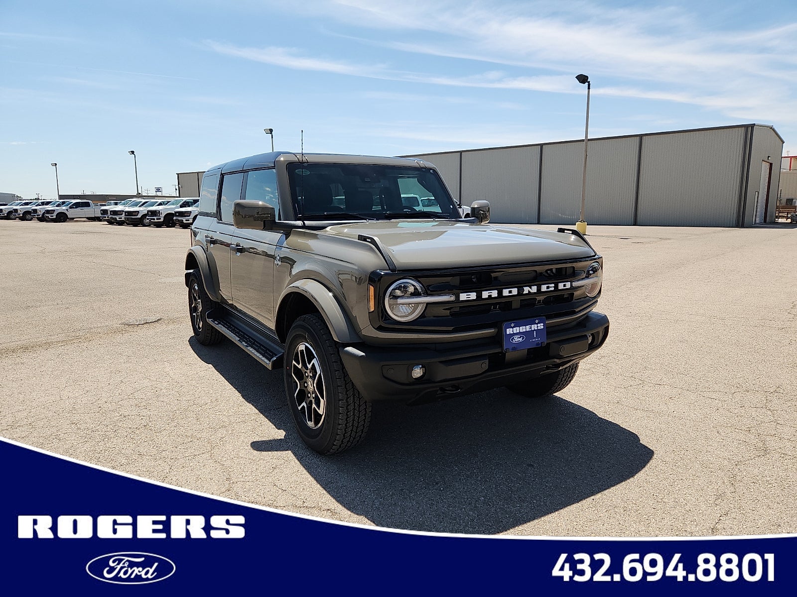 2026 Ford Bronco Outer Banks