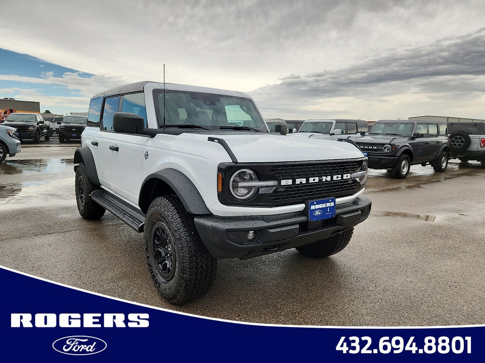 2026 Ford Bronco Outer Banks 4x4's photo