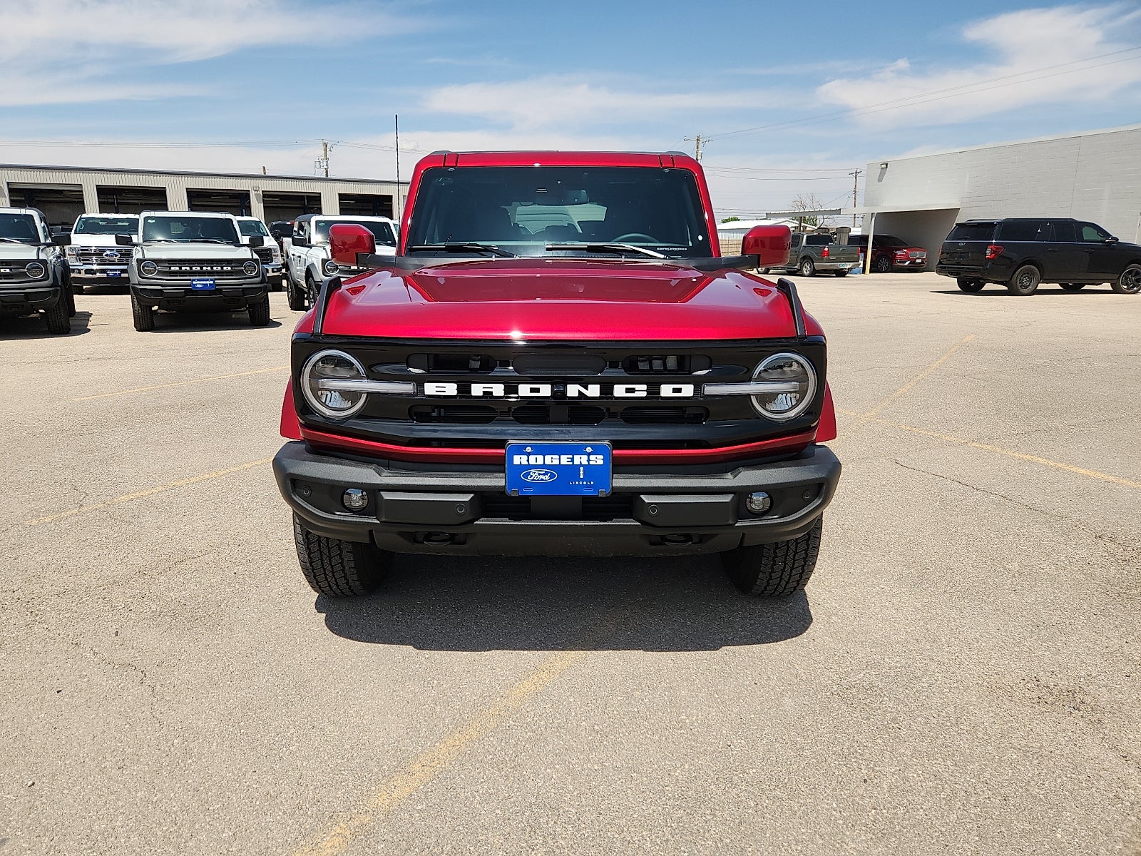 2026 Ford Bronco Outer Banks