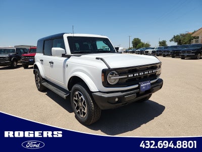 2026 Ford Bronco Outer Banks