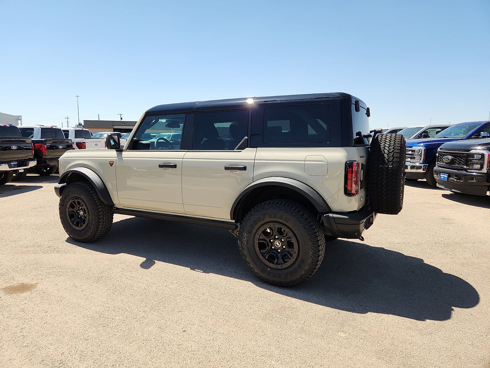2026 Ford Bronco Badlands