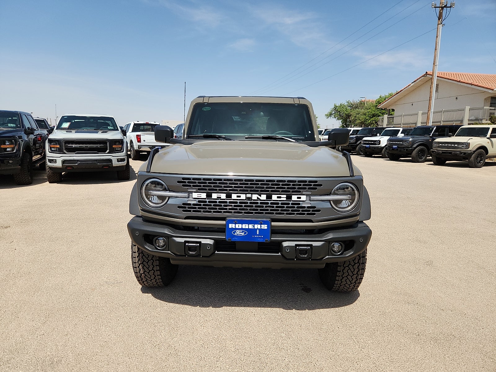 2026 Ford Bronco Badlands