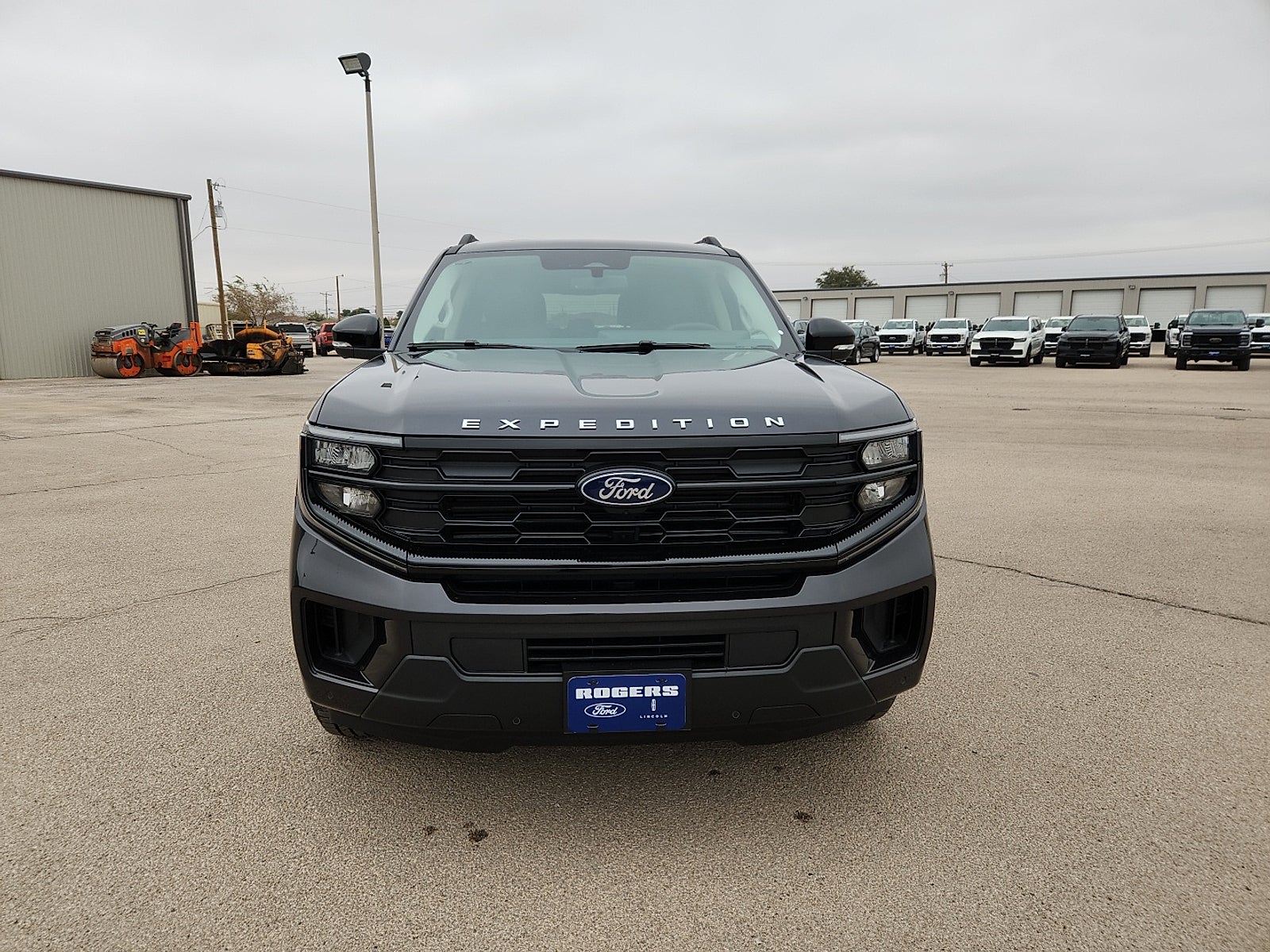 2025 Ford Expedition Max Active