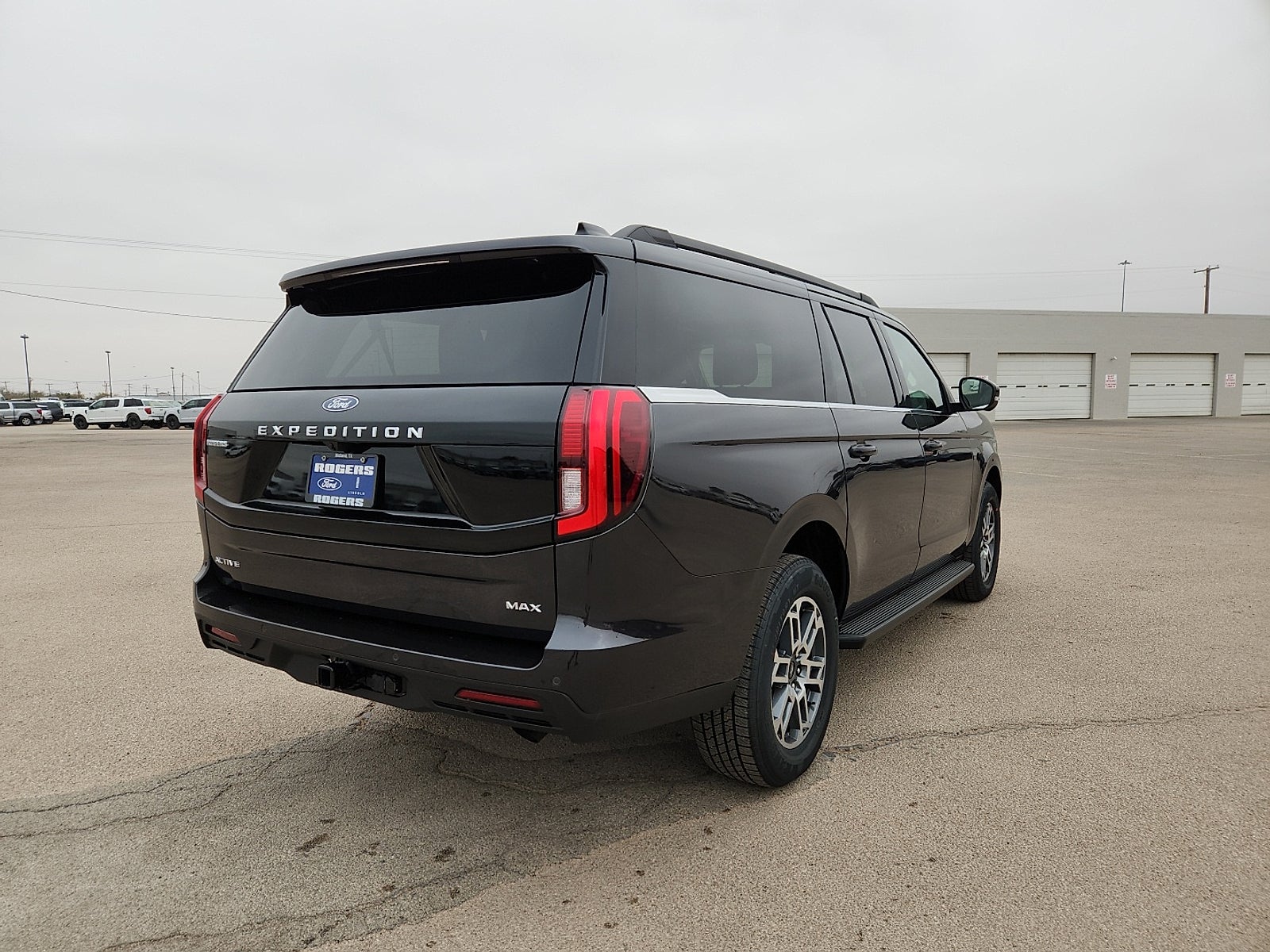 2025 Ford Expedition Max Active