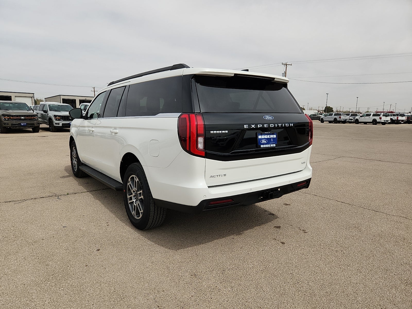 2026 Ford Expedition Max Active