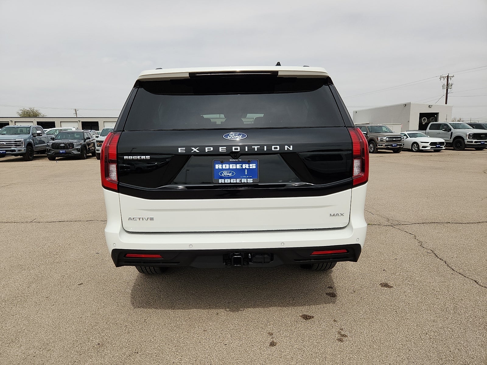 2026 Ford Expedition Max Active