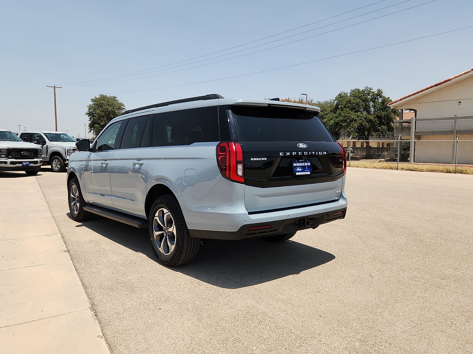 2027 Ford Expedition Max Active