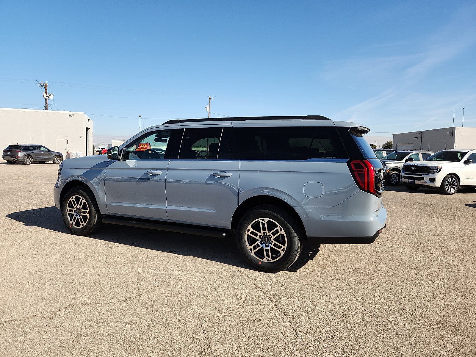 2026 Ford Expedition Max Active