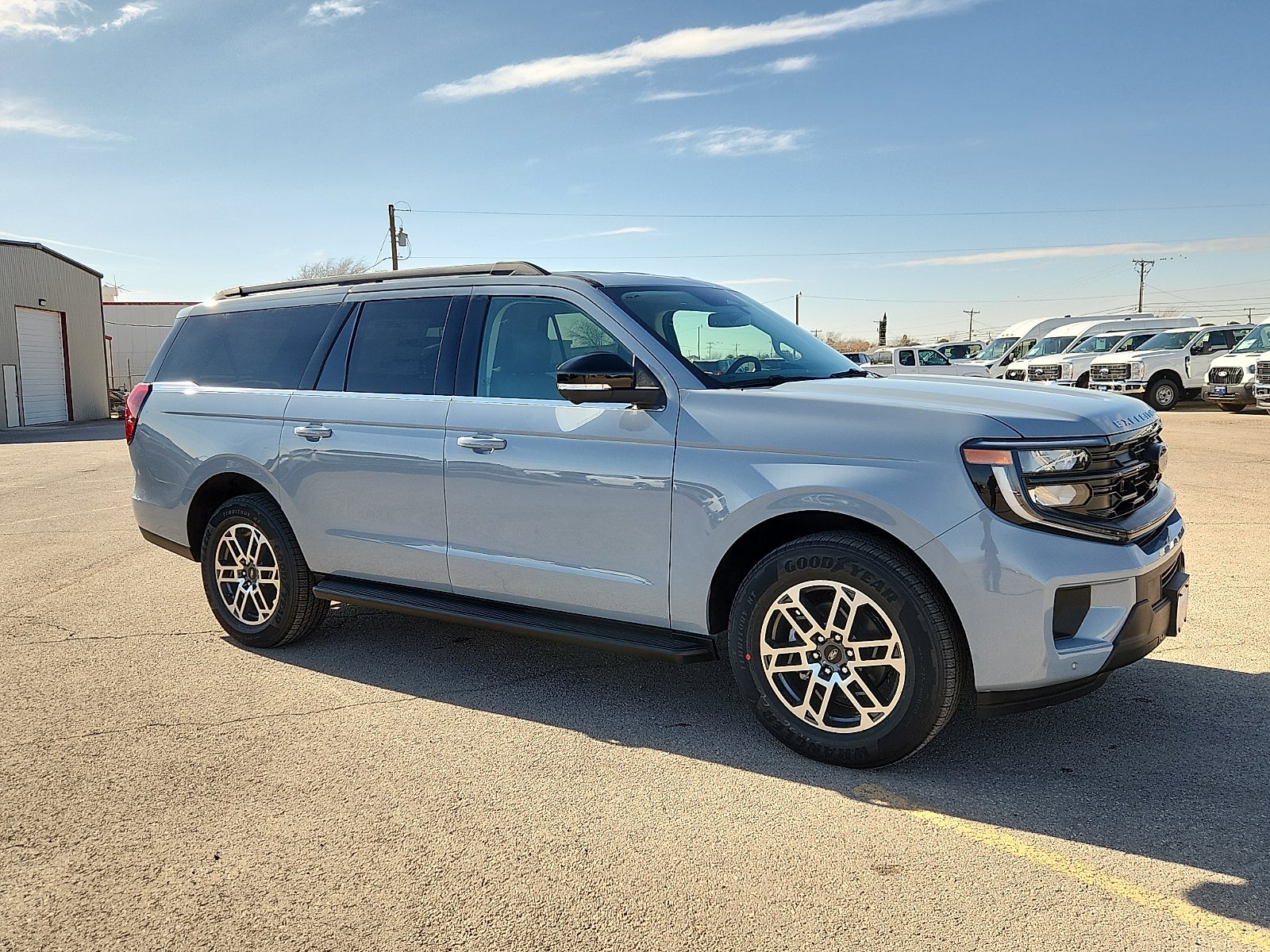 2026 Ford Expedition Max Active