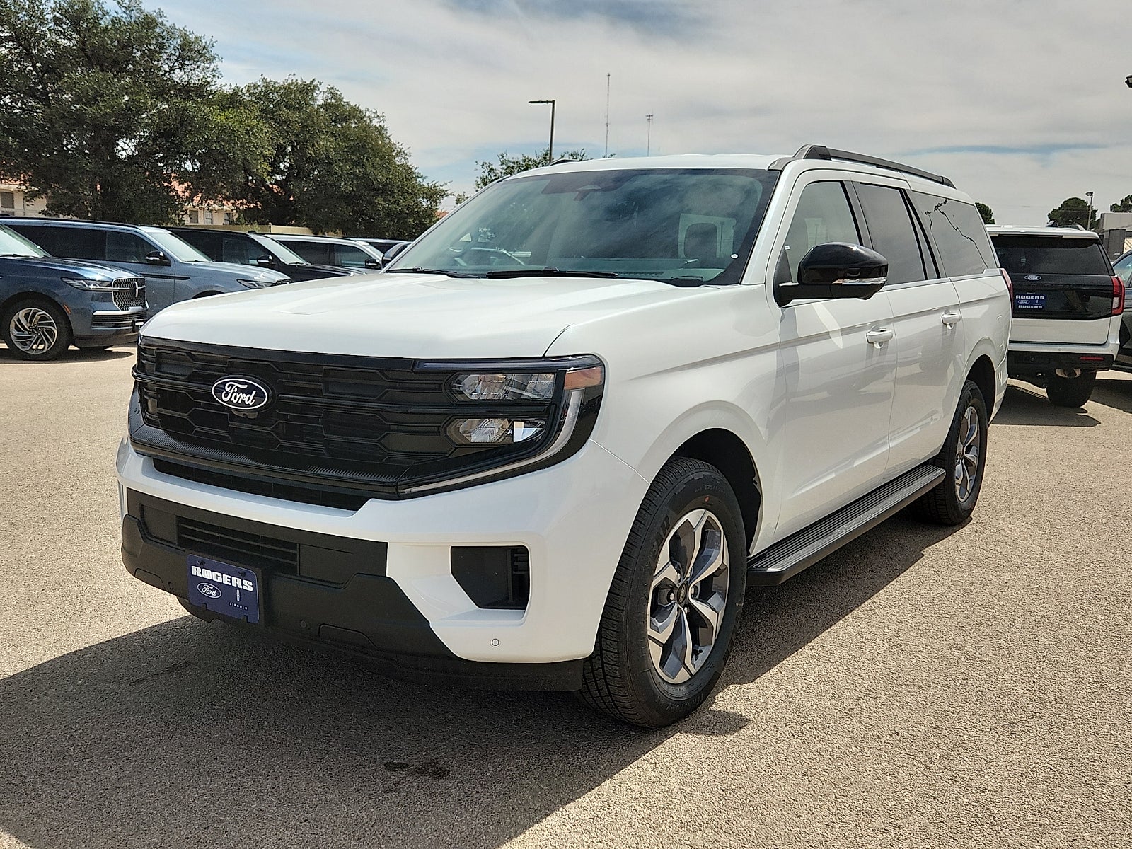 2027 Ford Expedition Max Active