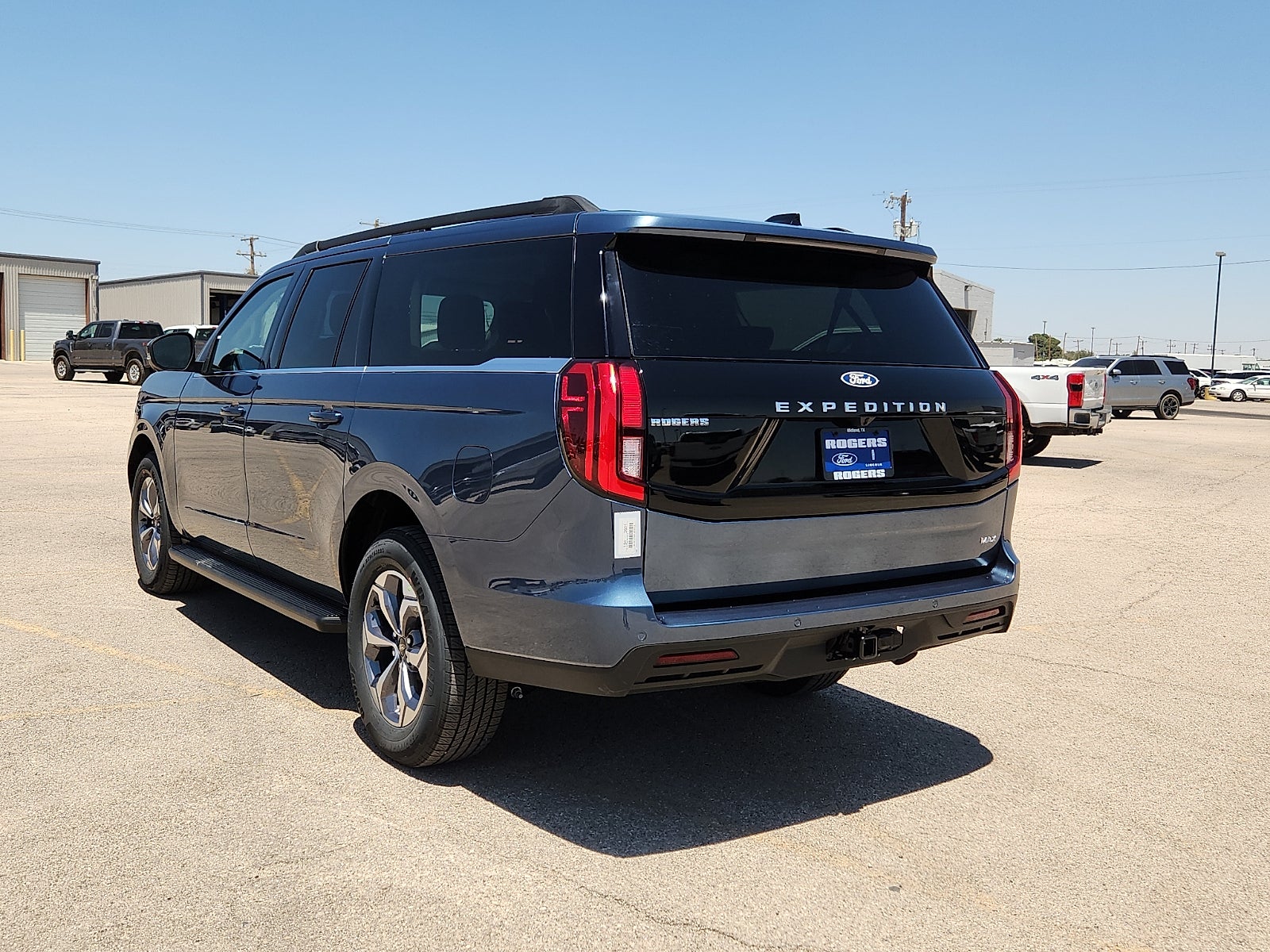 2027 Ford Expedition Max Active