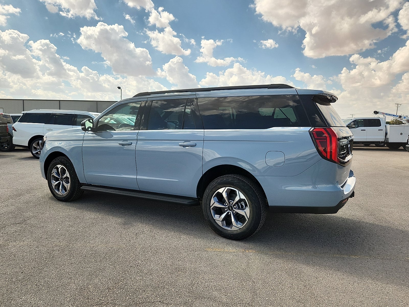 2027 Ford Expedition Max Active