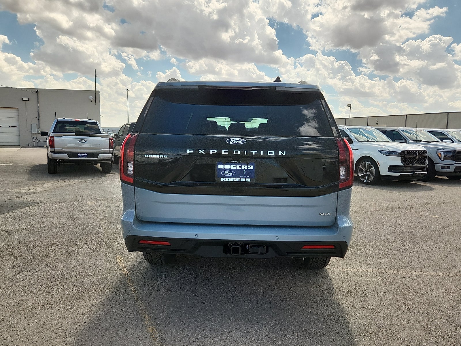 2027 Ford Expedition Max Active