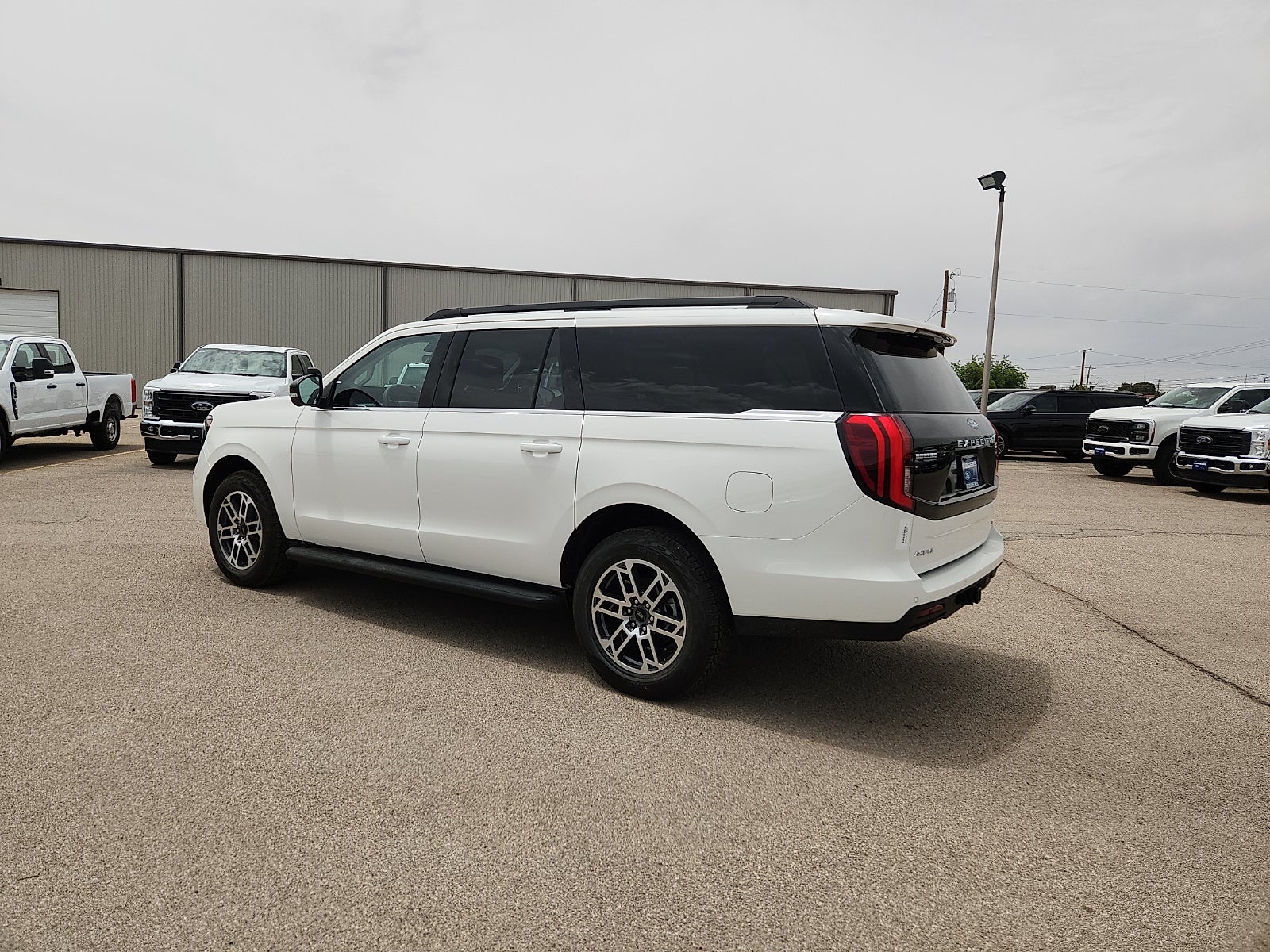 2026 Ford Expedition Max Active