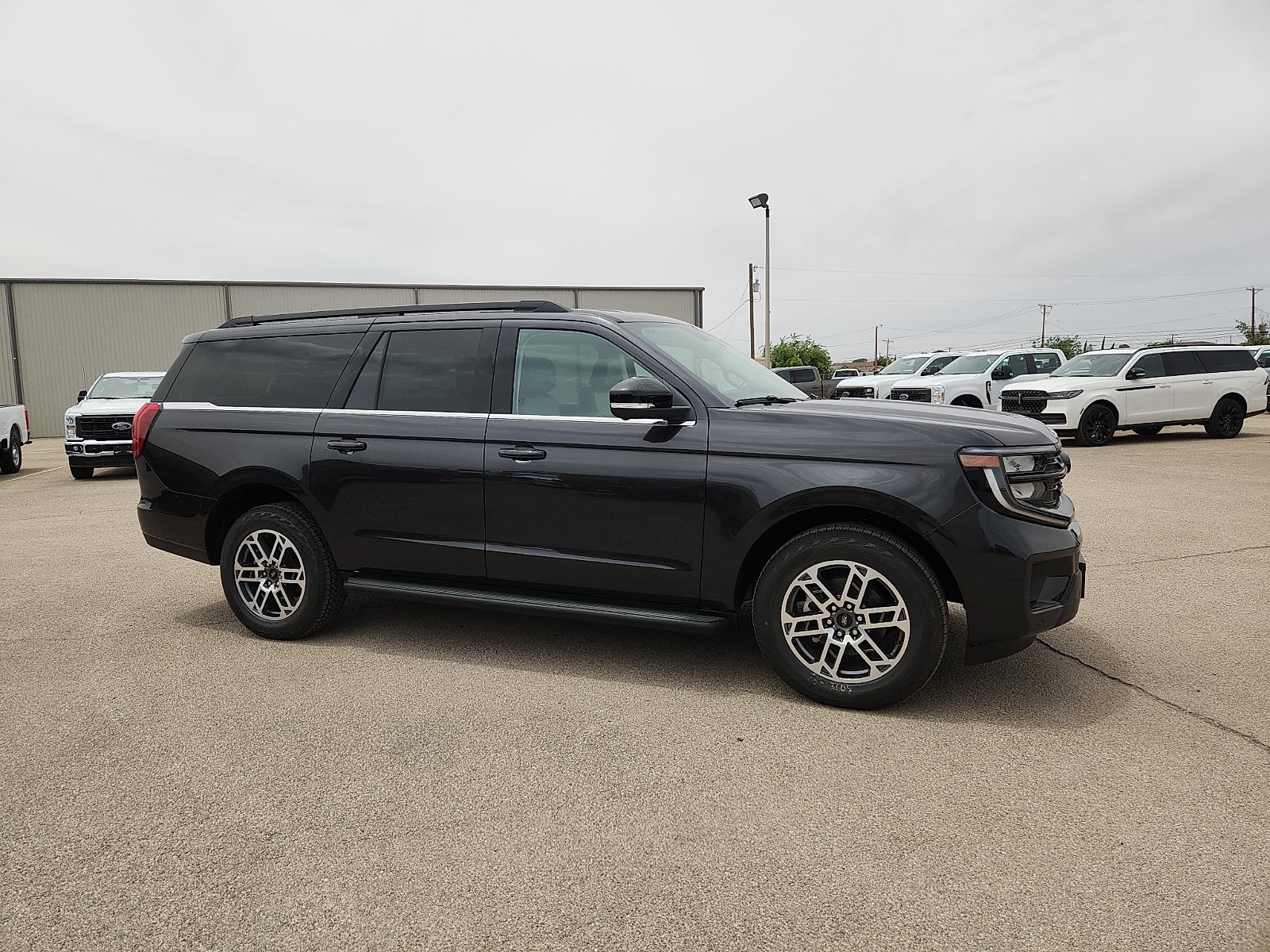 2026 Ford Expedition Max Active