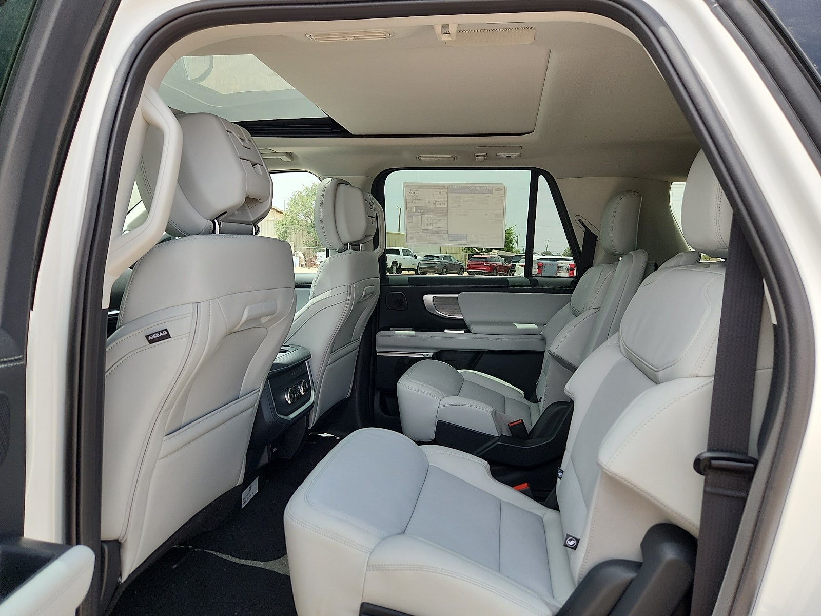 2027 Ford Expedition Max Platinum