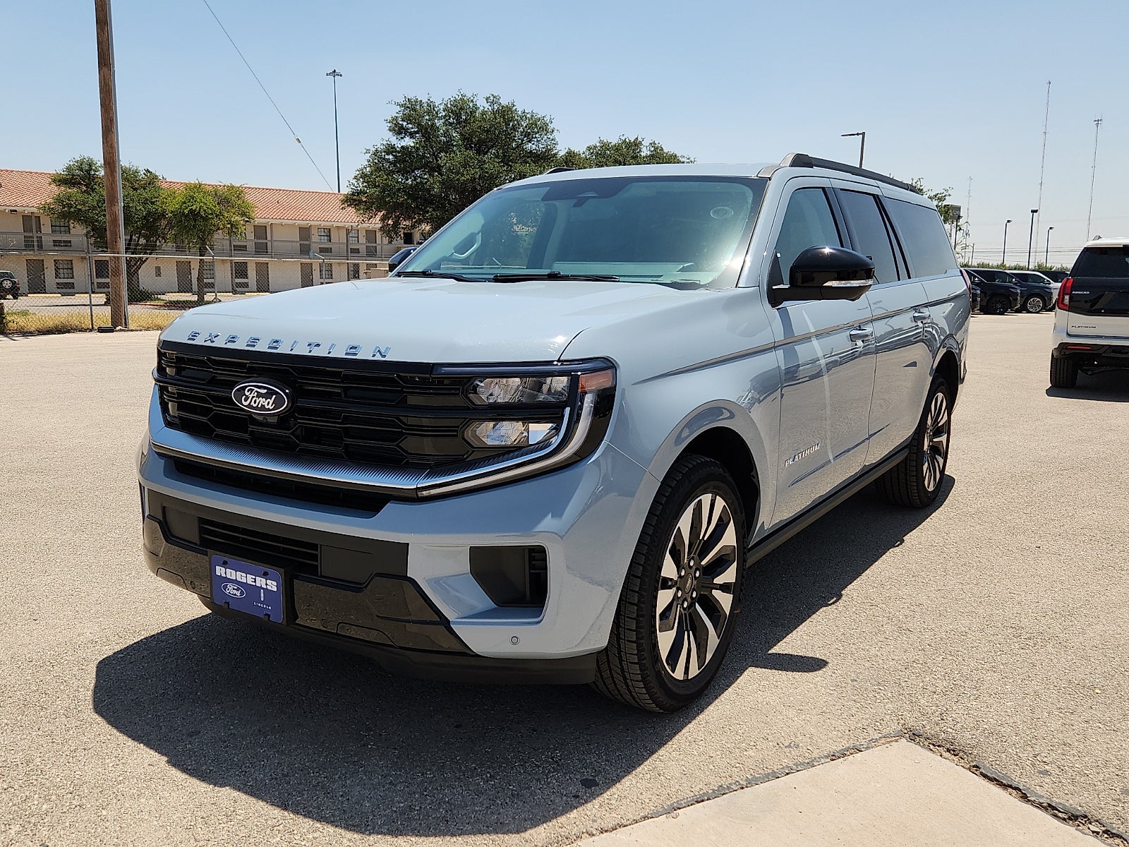 2027 Ford Expedition Max Platinum