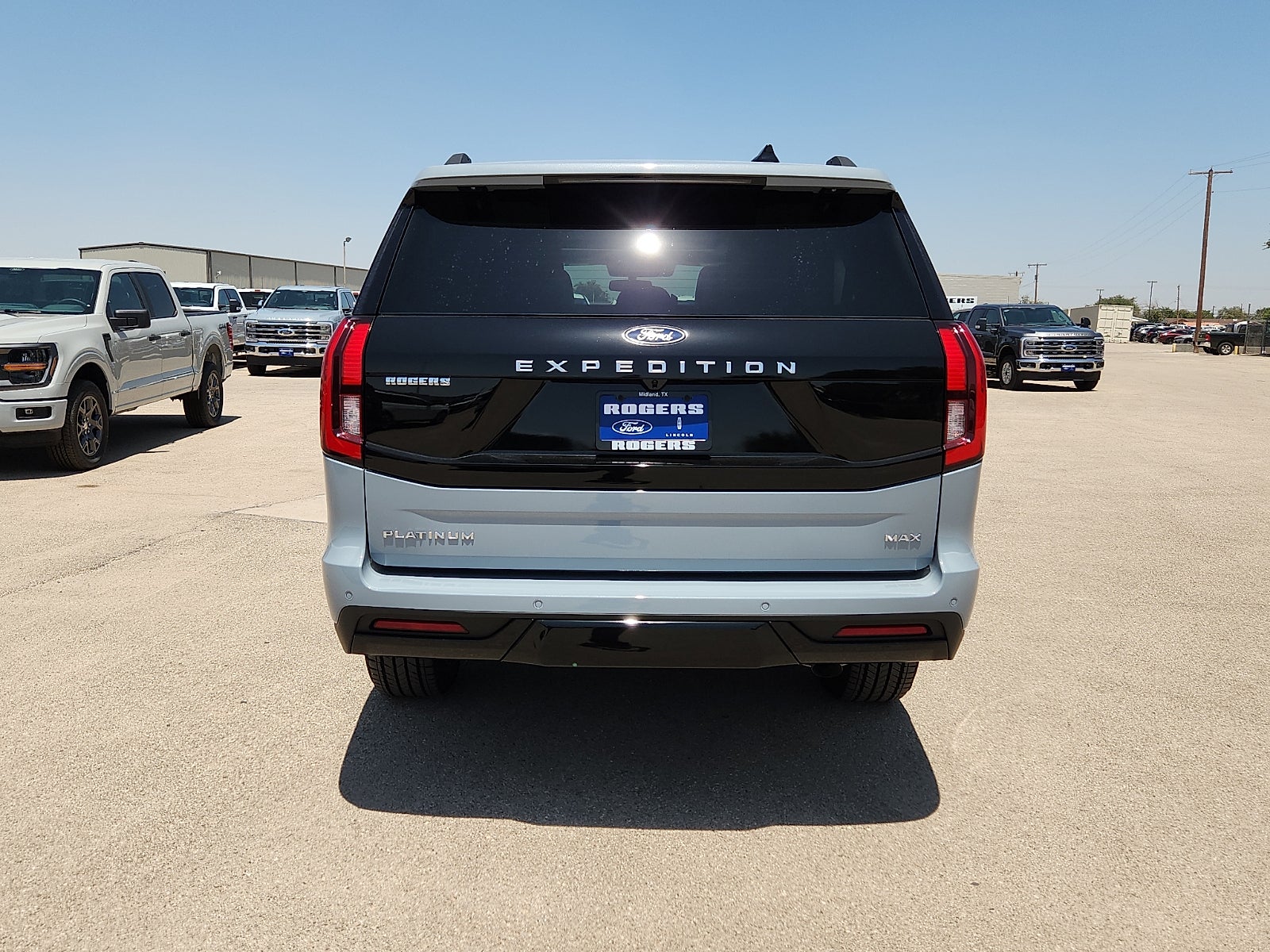 2027 Ford Expedition Max Platinum
