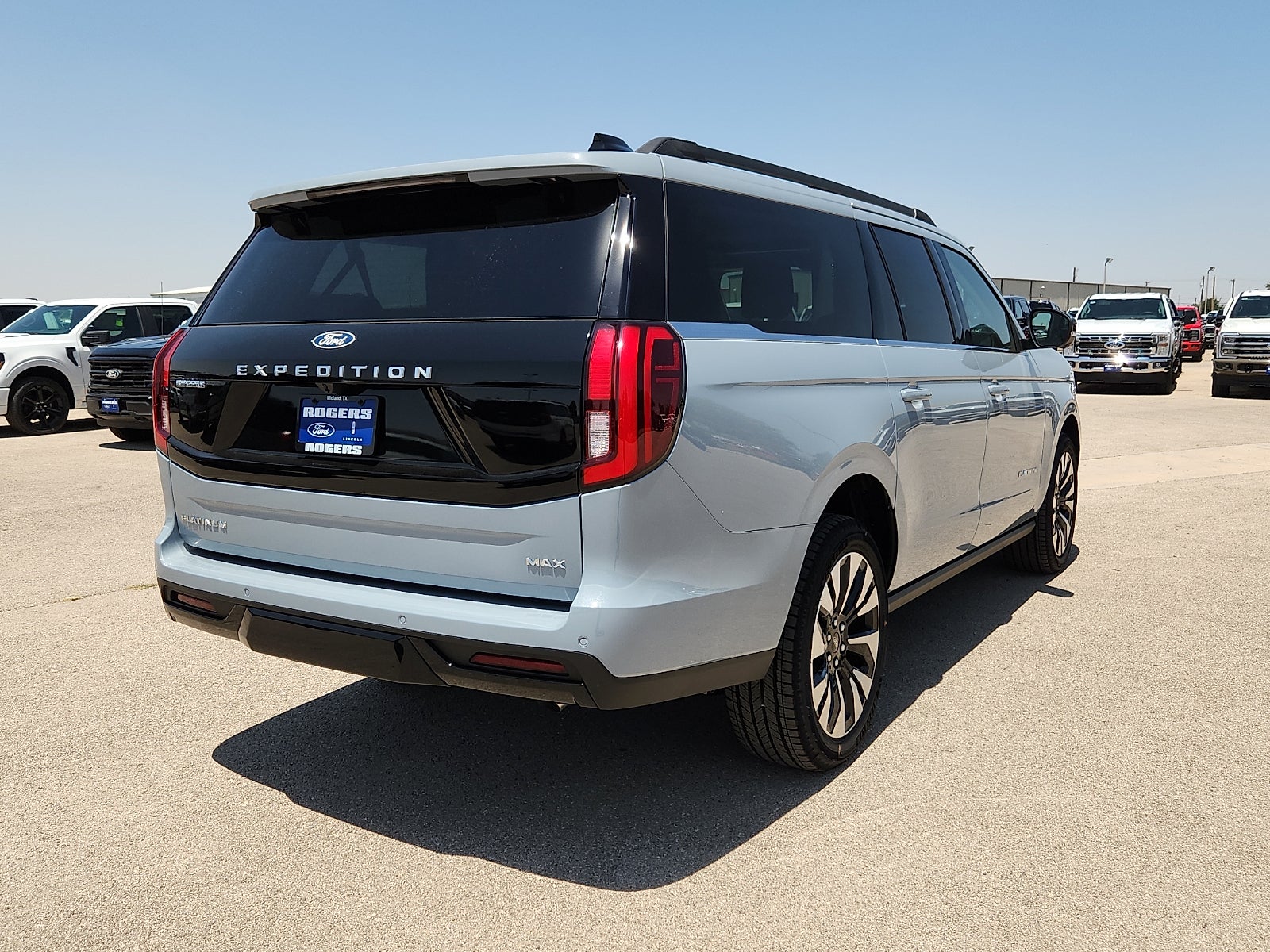 2027 Ford Expedition Max Platinum