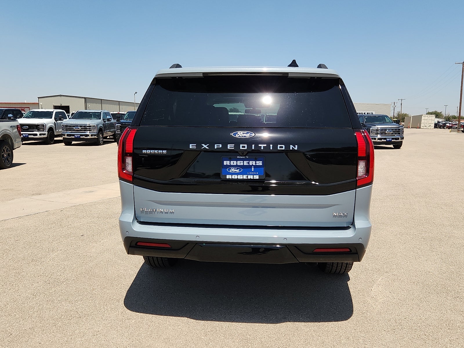 2027 Ford Expedition Max Platinum