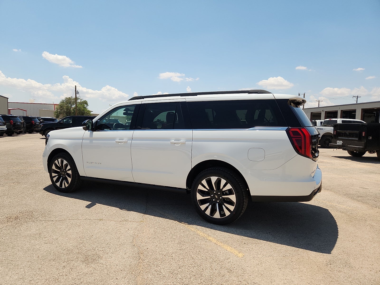 2027 Ford Expedition Max Platinum