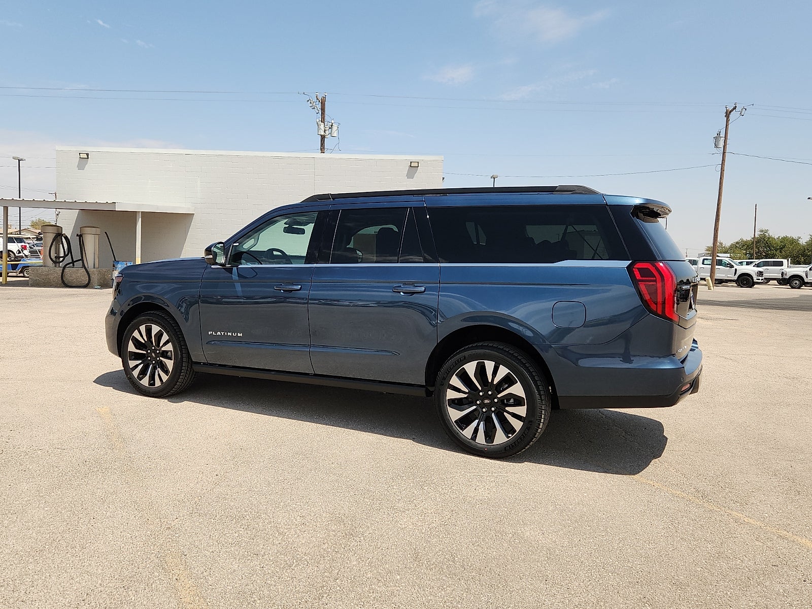 2027 Ford Expedition Max Platinum