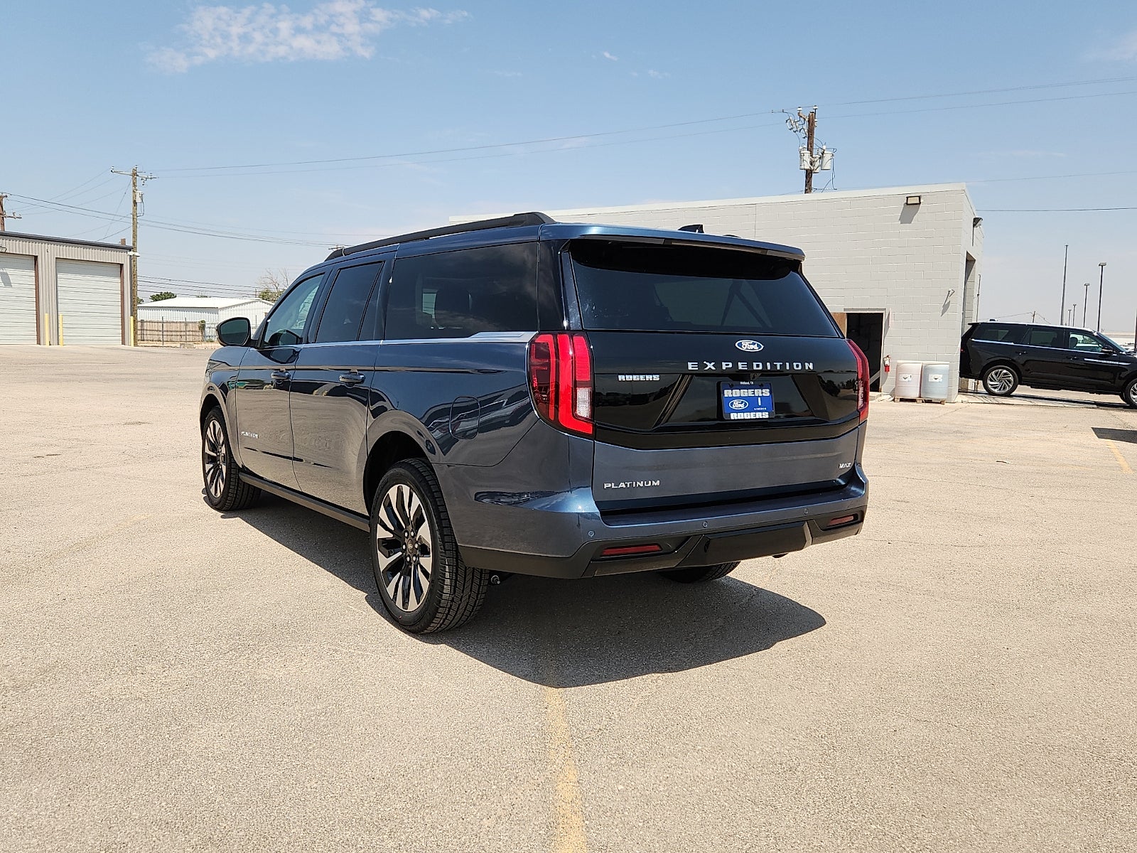 2027 Ford Expedition Max Platinum