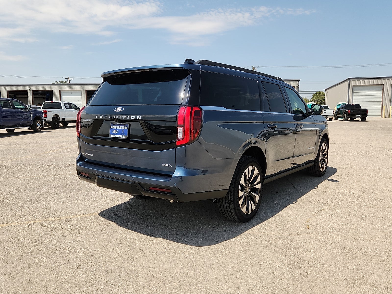 2027 Ford Expedition Max Platinum