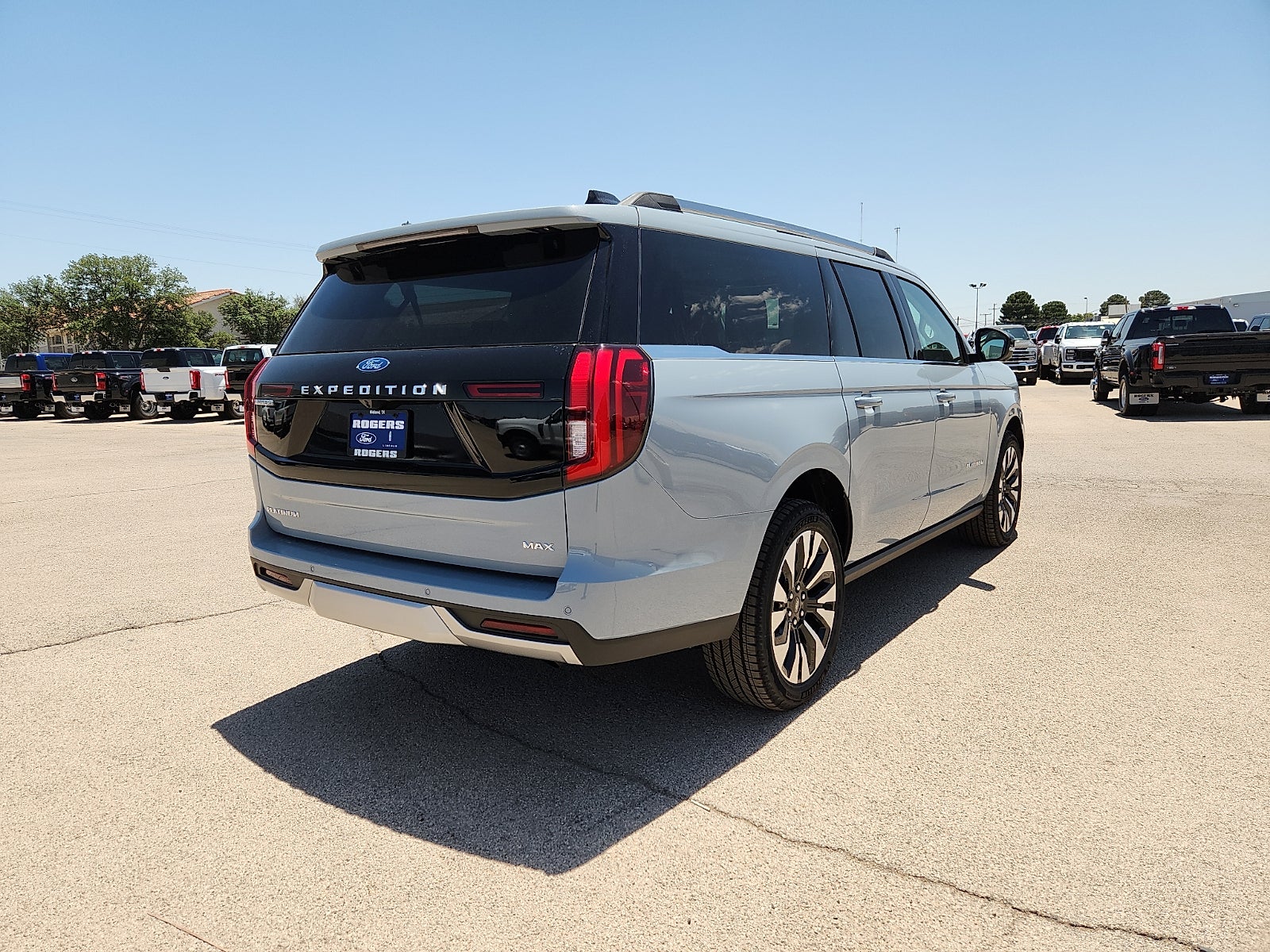 2026 Ford Expedition Max Platinum