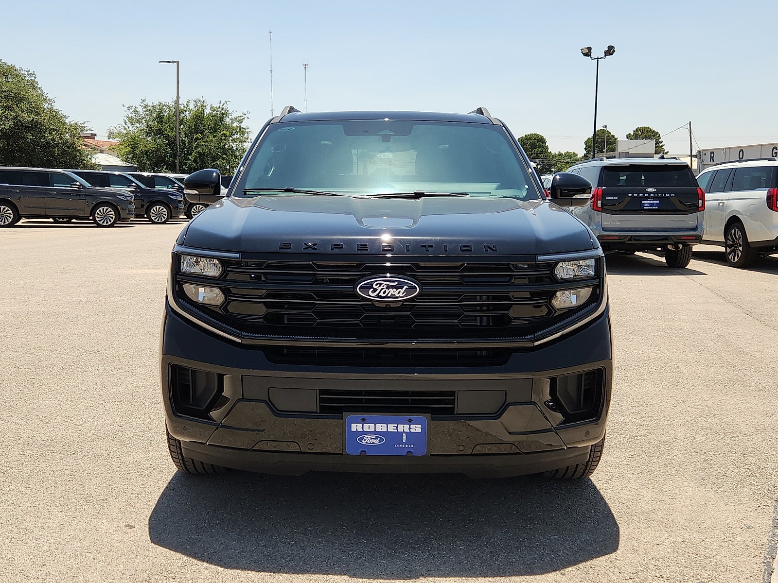2027 Ford Expedition Max Platinum