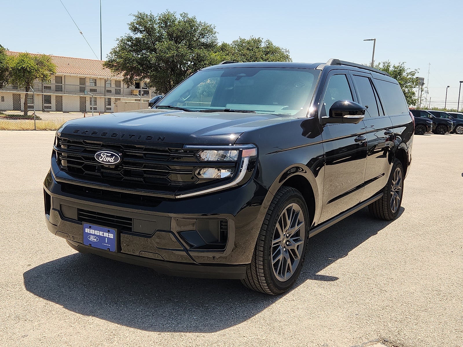 2027 Ford Expedition Max Platinum