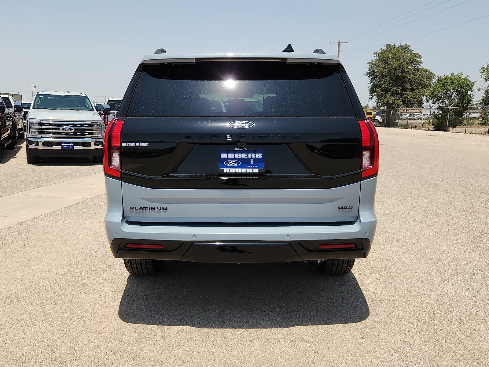 2027 Ford Expedition Max Platinum