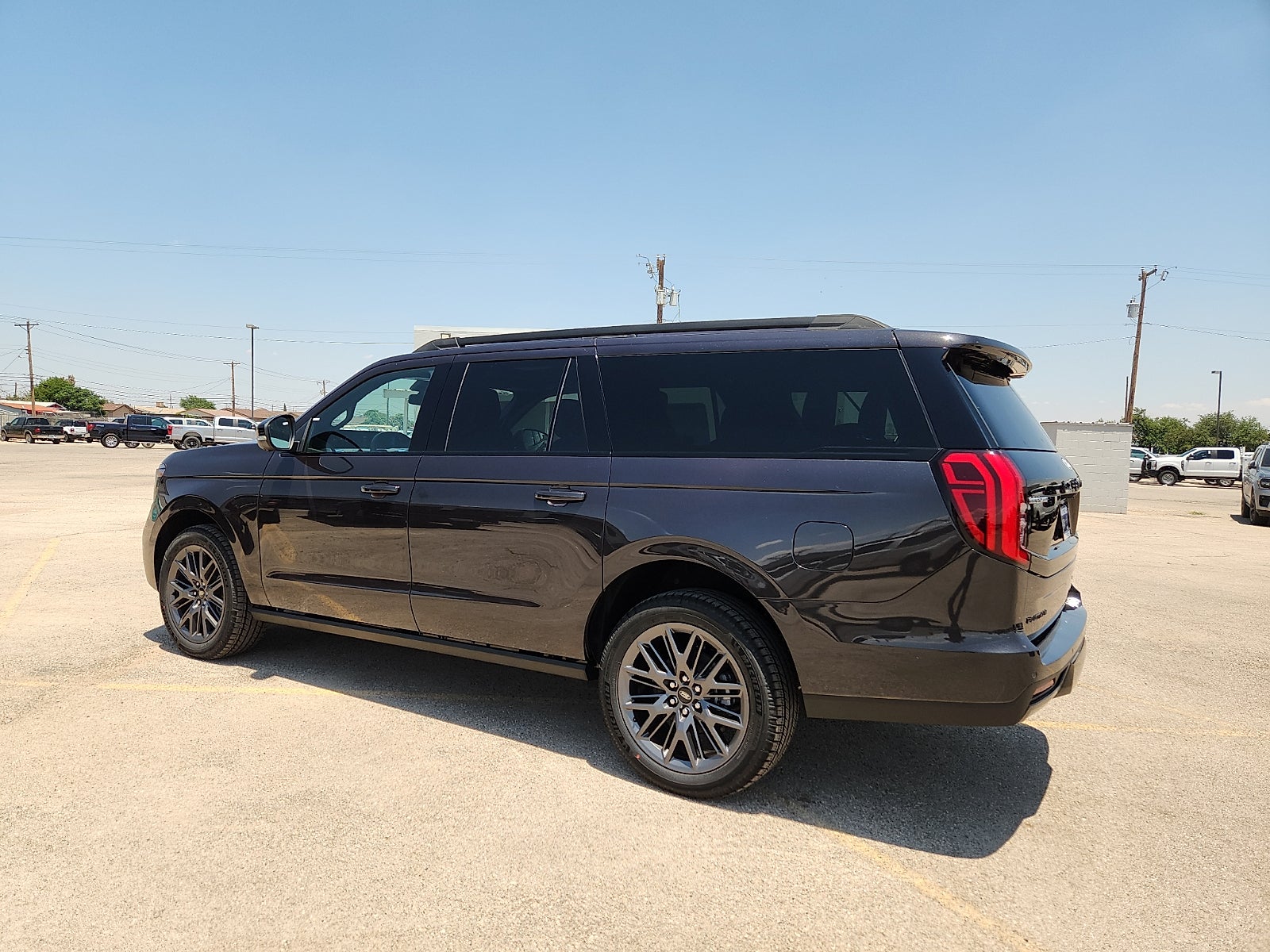 2027 Ford Expedition Max Platinum
