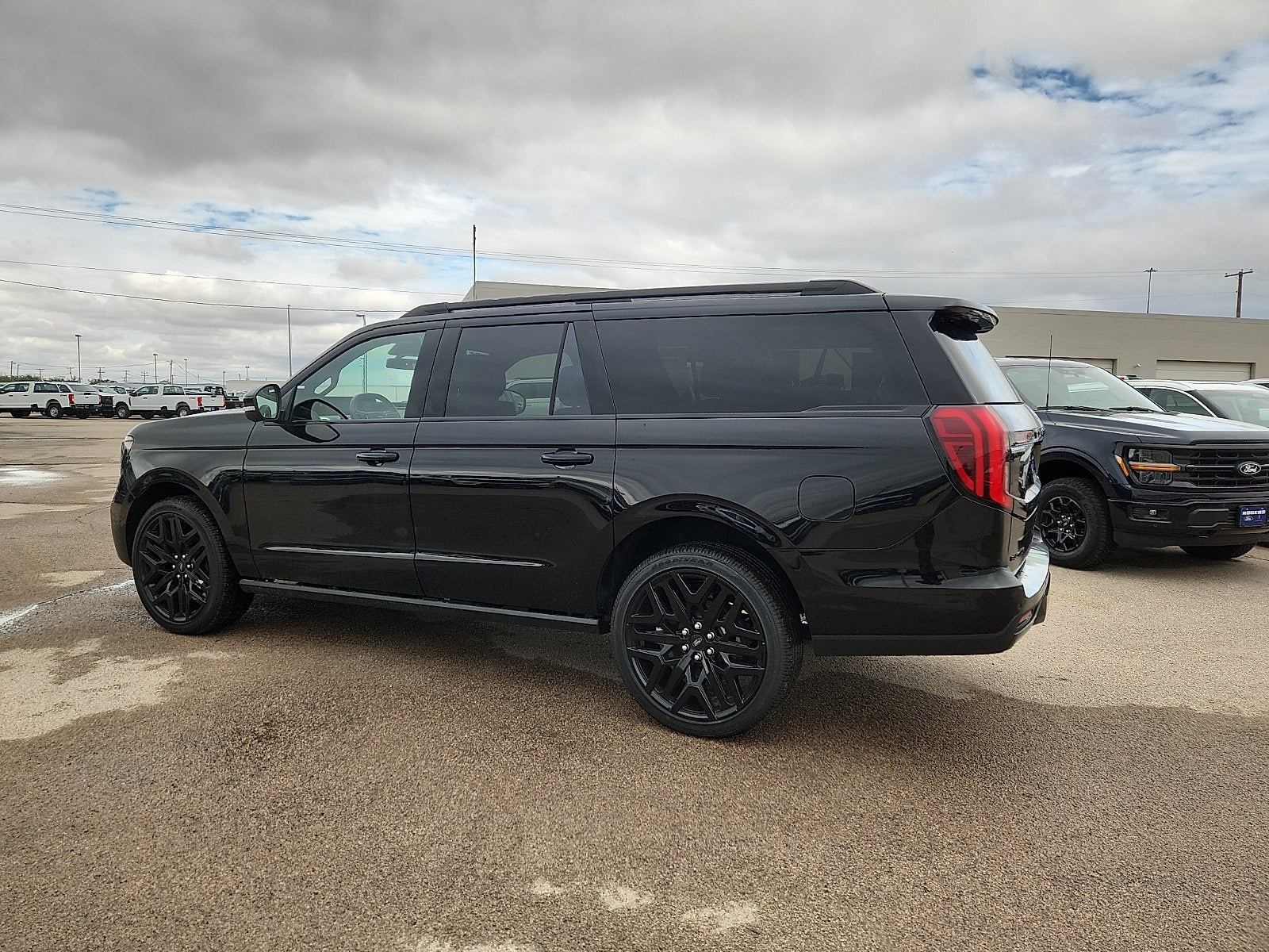2026 Ford Expedition Max Platinum