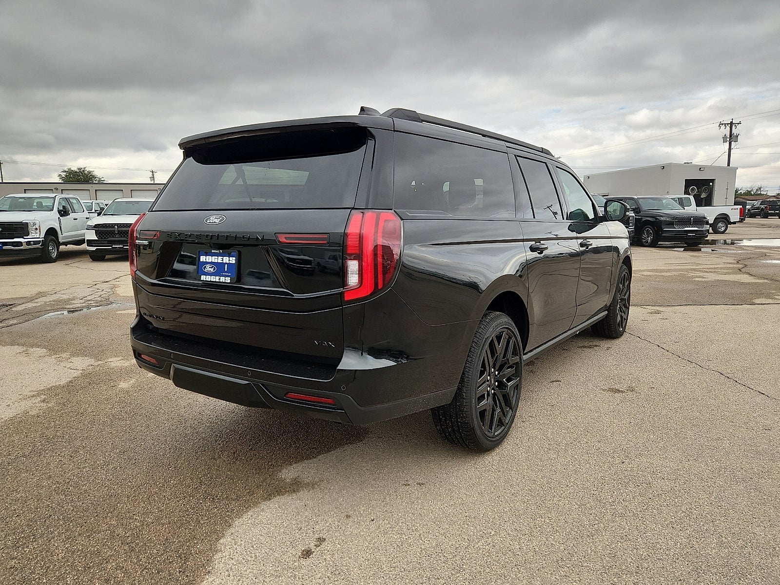 2026 Ford Expedition Max Platinum