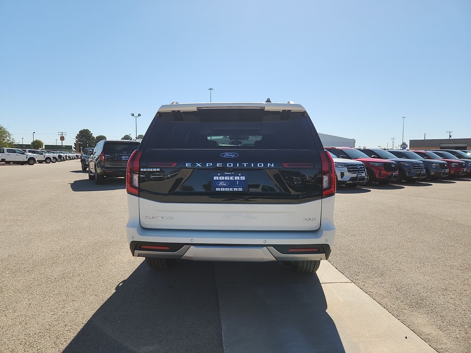 2025 Ford Expedition Max Platinum