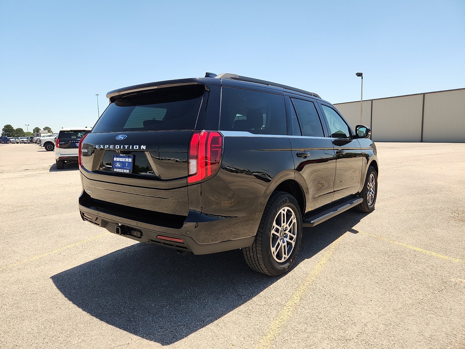 2026 Ford Expedition Active