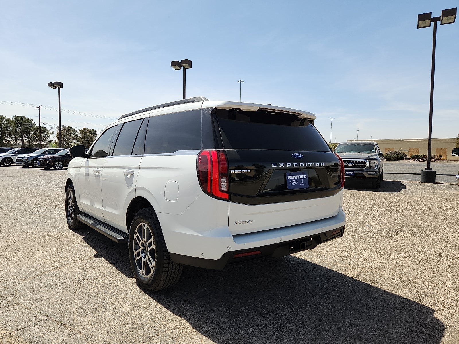 2025 Ford Expedition Active