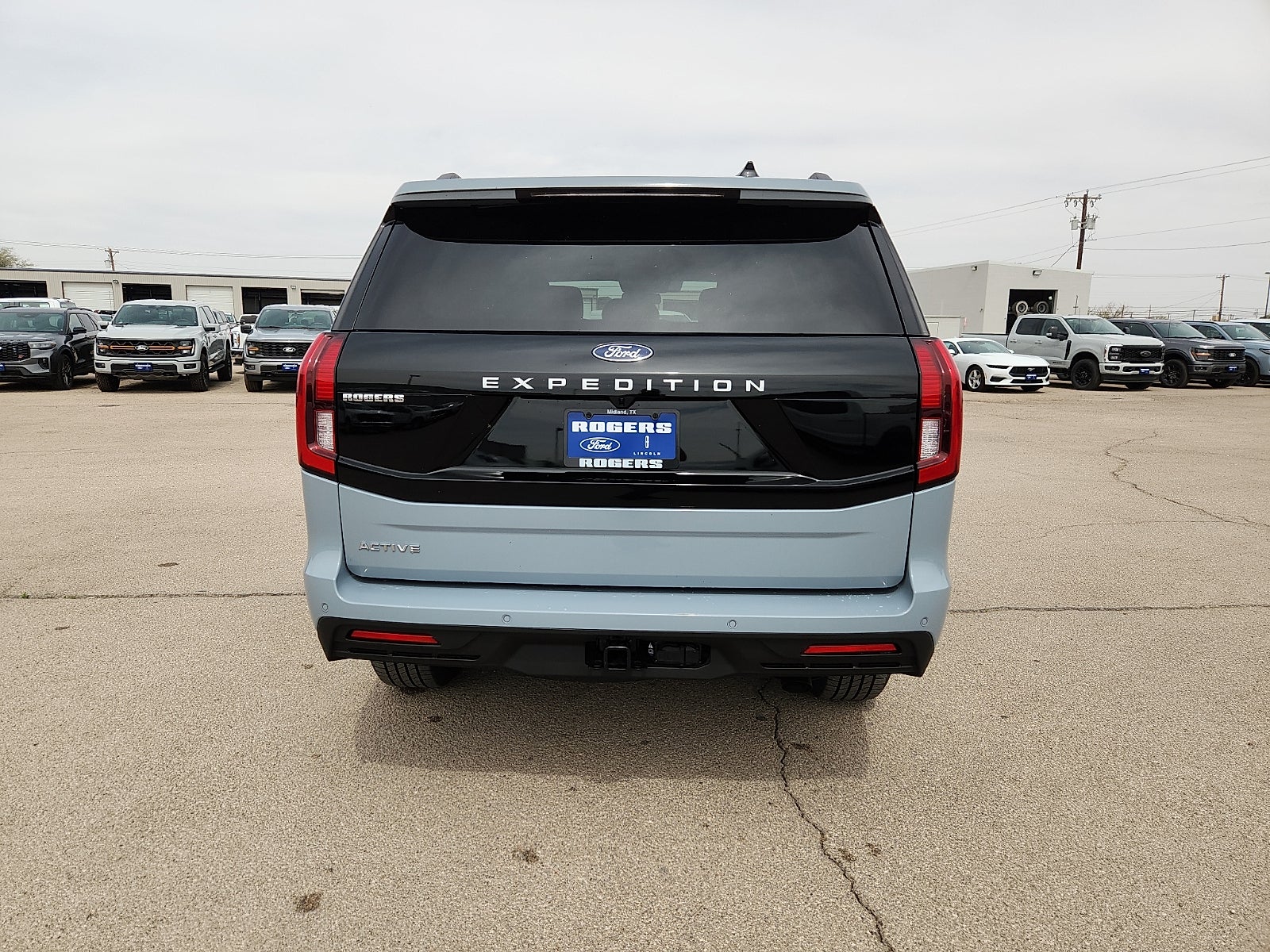 2026 Ford Expedition Active